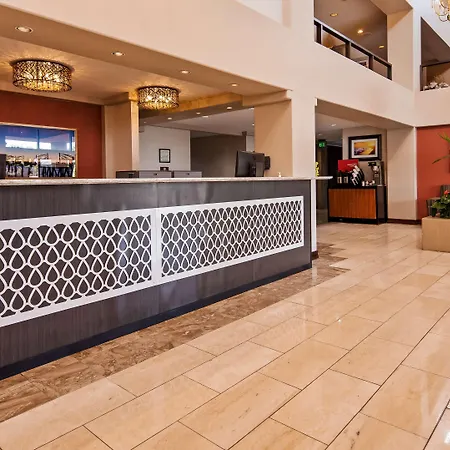 Best Western Plus Redondo Beach Inn-3