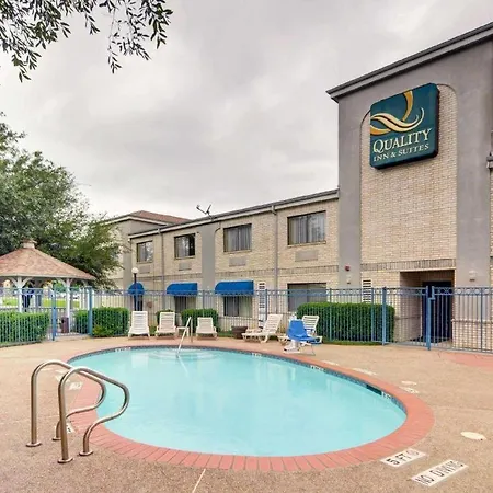 Quality Inn & Suites Grand Prairie South-3