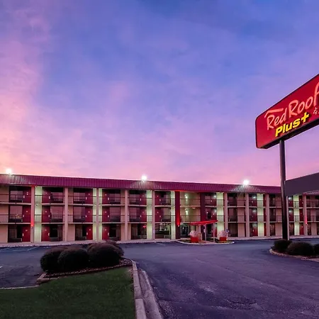 Red Roof Inn Plus+ Huntsville - Madison-2