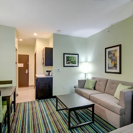 Holiday Inn Express Carrizo Springs-2