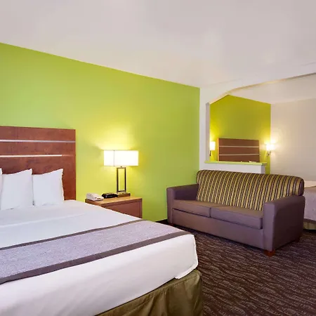 Days Inn & Suites By Wyndham Arcata-3