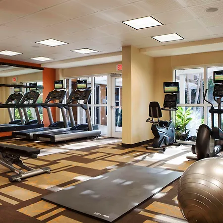 Courtyard By Marriott Miami Aventura Mall-2