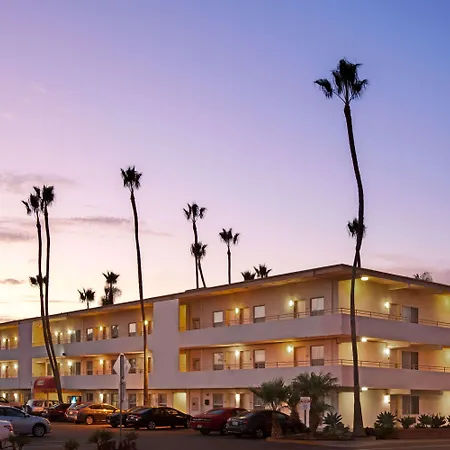 Super 8 By Wyndham Santa Barbara/Goleta-3