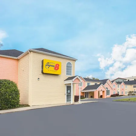Super 8 By Wyndham Pensacola-2