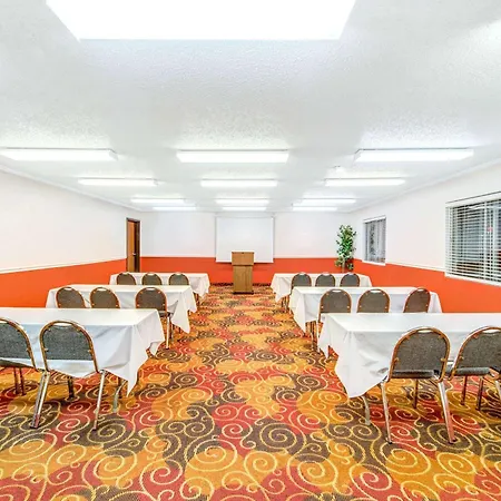 Super 8 By Wyndham Mckinney/Plano Area-2