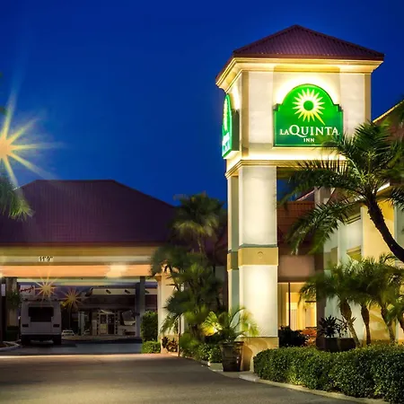 La Quinta By Wyndham Clearwater Central-2