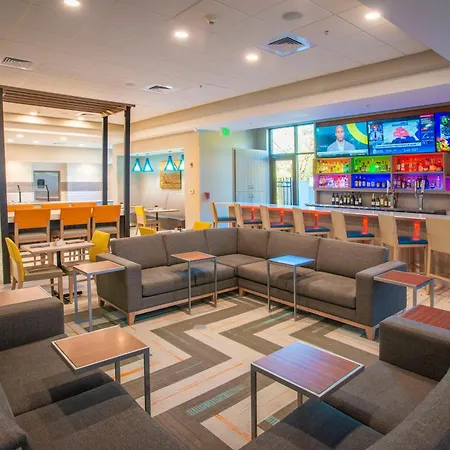Holiday Inn Pensacola - University Area By Ihg-3