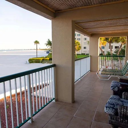 Wyndham Garden Fort Myers Beach-2