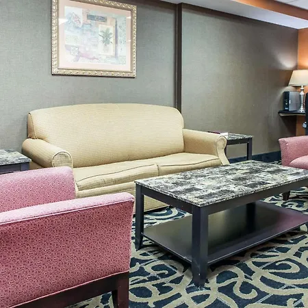 Quality Inn Defiance-3