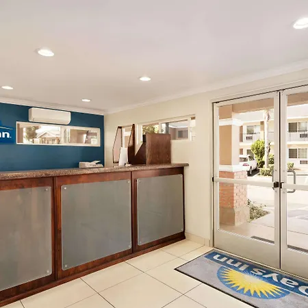 Days Inn & Suites Sdsu - La Mesa - San Diego-3