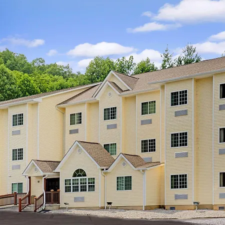 Microtel Inn & Suites By Wyndham Bryson City-3