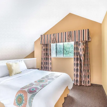 Hawthorn Extended Stay By Wyndham Dayton-2