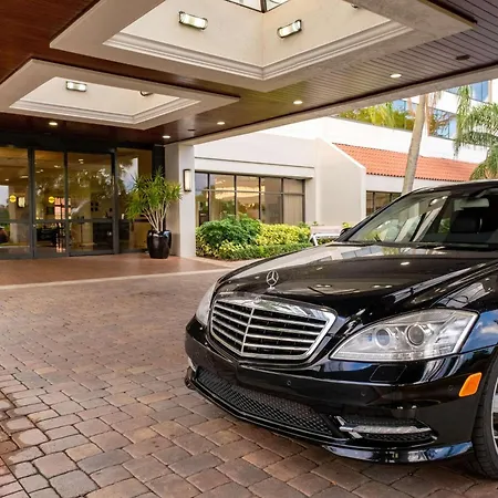 Hilton Palm Beach Pbi-2
