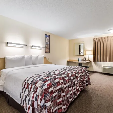 Red Roof Inn Cleveland Airport - Middleburg Heights-2