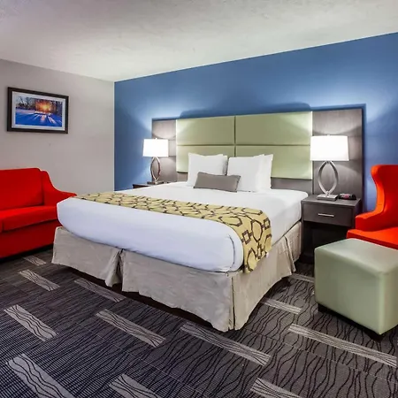 Baymont By Wyndham Traverse City-2
