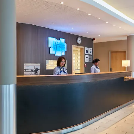 Holiday Inn Express Berlin City Centre West-2