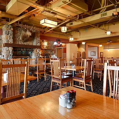 Wyndham Garden Sterling Heights-2