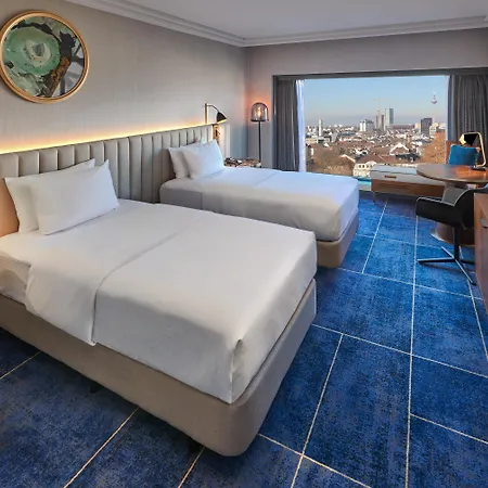 Hilton Frankfurt City Centre-2
