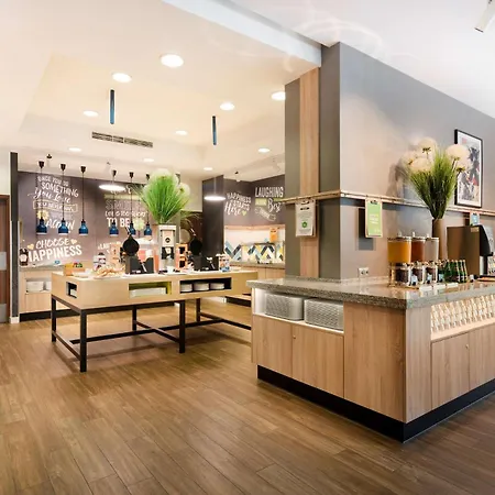 Hampton By Hilton Krakow-2