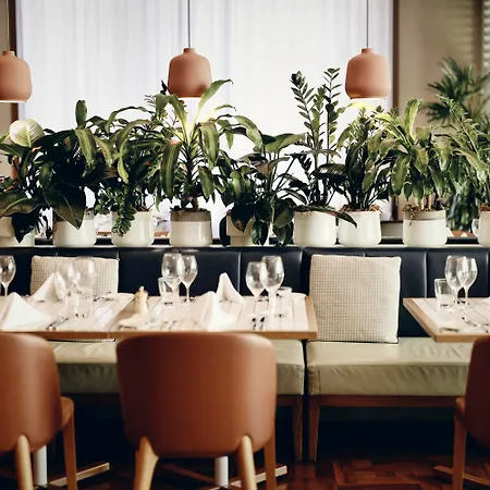 Amora Hotel Jamison Sydney-3