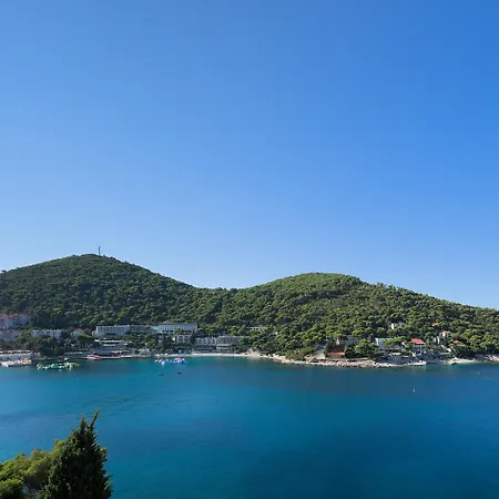 Hotel Vis-2