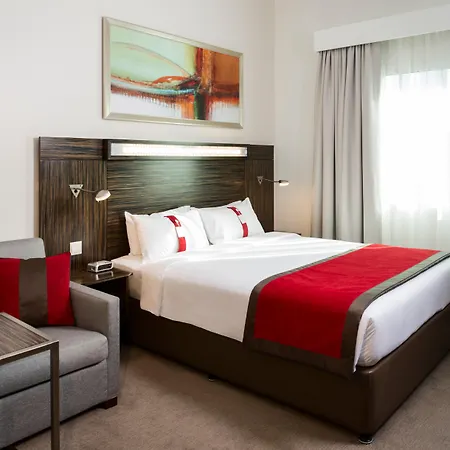Holiday Inn Express Dubai Internet City By Ihg-3