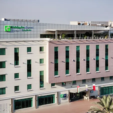 Holiday Inn Express Dubai Safa Park By Ihg-3