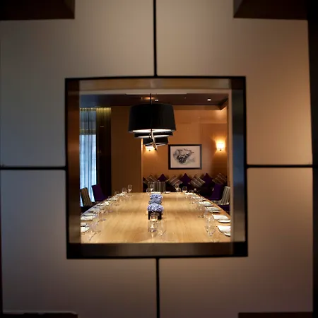 The Fitzwilliam Hotel Belfast-3