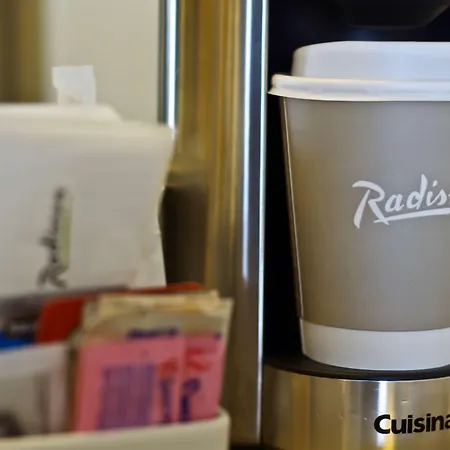 Radisson Suites Hotel Toronto Airport-2