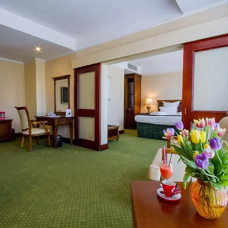 Hotel Hp Tower One Brasov-3