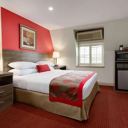 Ramada By Wyndham Oakland Downtown City Center-3