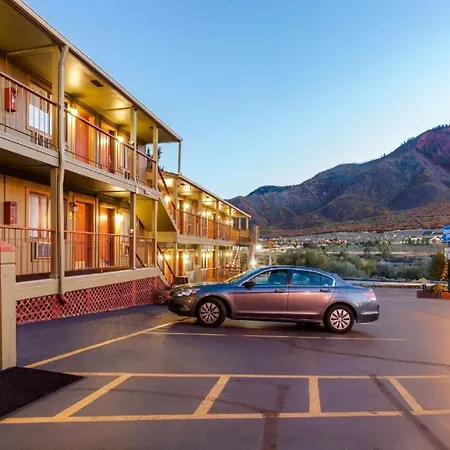 Rodeway Inn-2