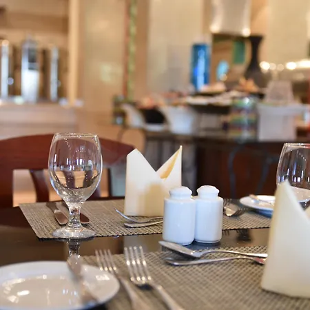 Marina Plaza Hotel, Tala Bay-3