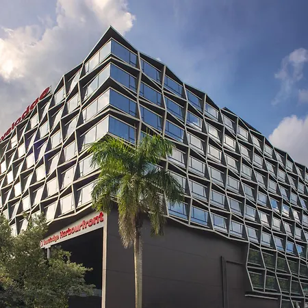 Travelodge Harbourfront Singapore-3