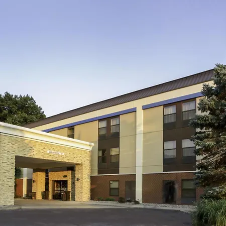 Hampton Inn Portage-2