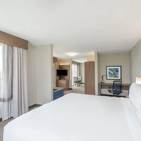 Holiday Inn Express Hotel & Suites Frankfort By Ihg-3