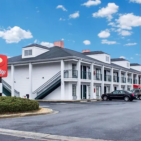 Econo Lodge Greenville Near University-3