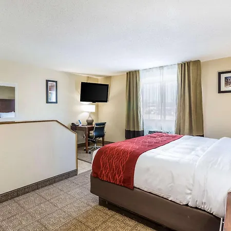 Comfort Inn Waukesha - Milwaukee West-3