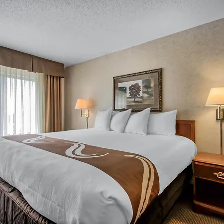 Comfort Inn & Suites Emporia-2