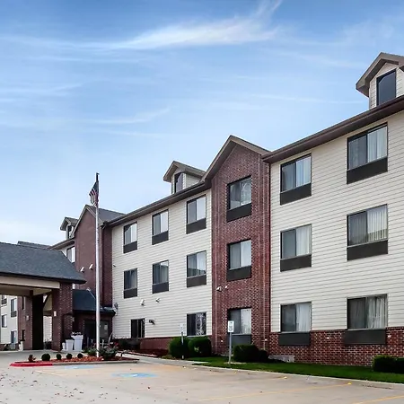 Comfort Inn & Suites Emporia-3