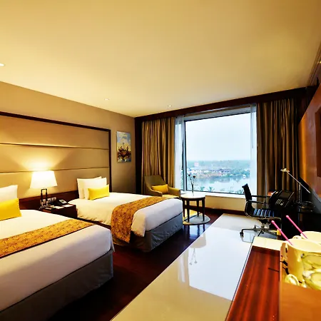 Crowne Plaza Kochi By Ihg-2