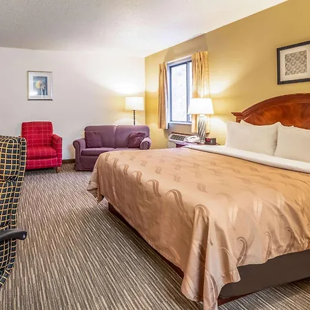 Quality Inn Keystone Near Mount Rushmore-3