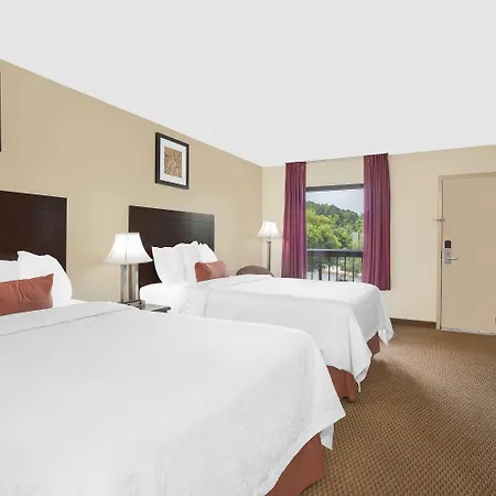 Baymont By Wyndham Greenville-2
