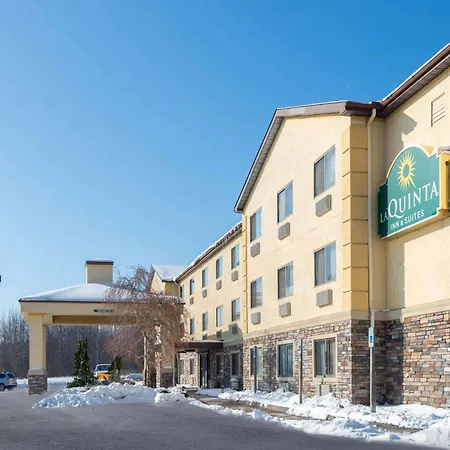 La Quinta By Wyndham Erie-2