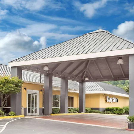 Days Inn By Wyndham Asheville/Mall-2