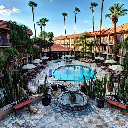 Doubletree Suites By Hilton Tucson-Williams Center-2