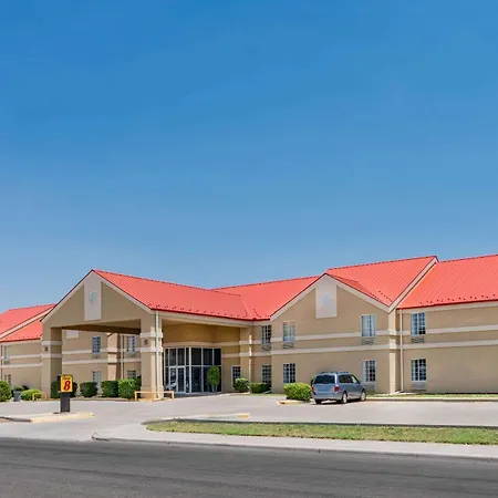 Super 8 By Wyndham Amarillo West-3