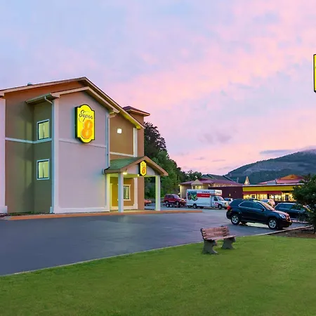 Super 8 By Wyndham Chattanooga Lookout Mountain Tn-2