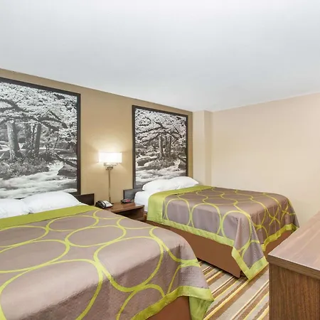 Super 8 By Wyndham Chattanooga Lookout Mountain Tn-3
