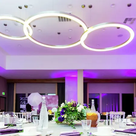 Doubletree By Hilton Pomona-3